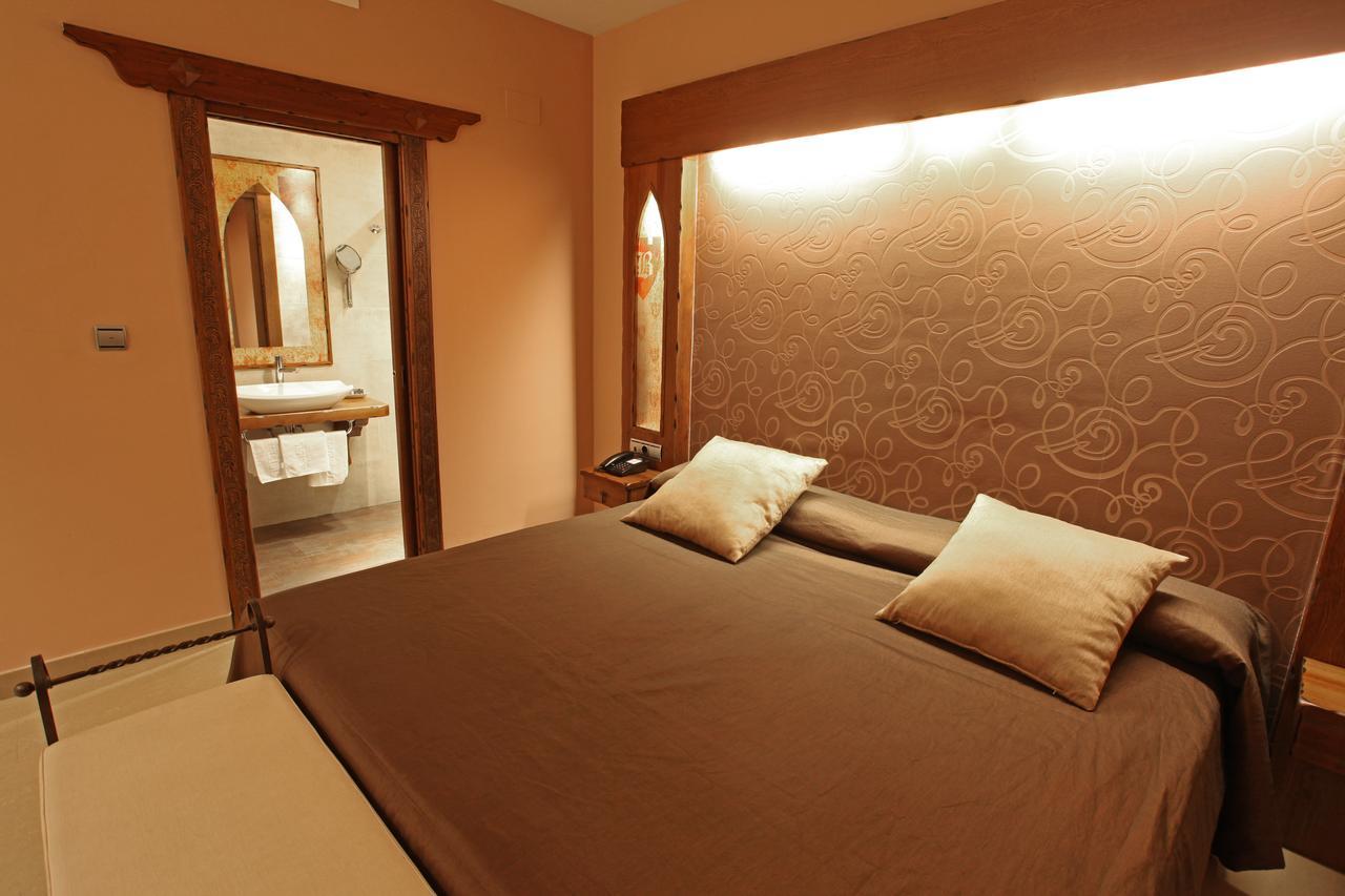 Hotel La Brasa Vélez de Benaudalla Kültér fotó